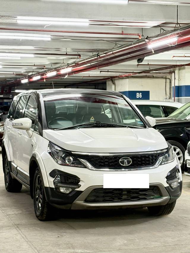 https://images10.gaadi.com/usedcar_image/4627946/original/processed_4c6ce164aa441c68f24ebf2ae6c5a07e.jpg?imwidth=6400