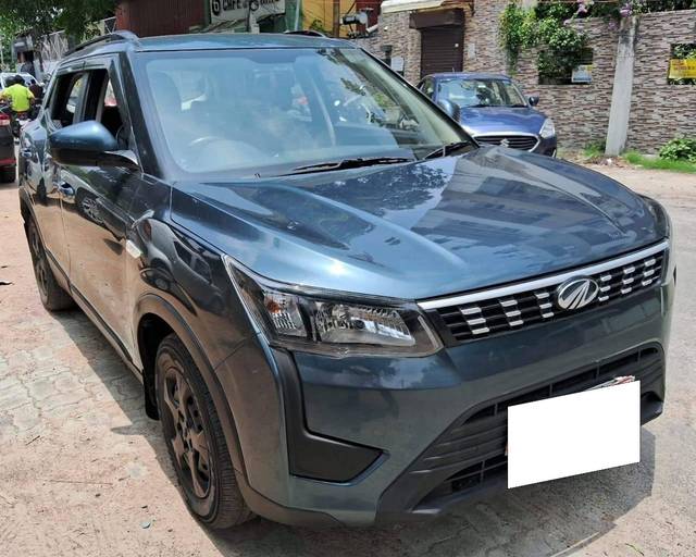 https://images10.gaadi.com/usedcar_image/4627957/original/processed_c2399e46e0f5116059cd9eb25b571bd0.jpg?imwidth=6400