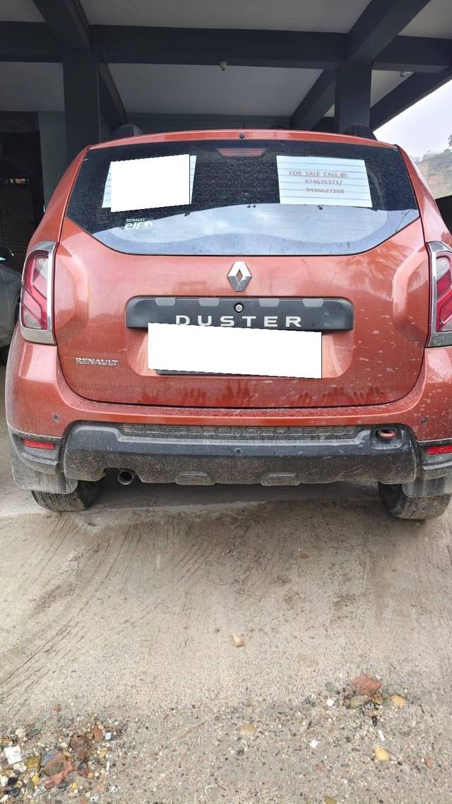 https://images10.gaadi.com/usedcar_image/4627968/original/processed_1b7f4600-bdd6-42dc-8ab5-7a345b27c63e.jpeg?imwidth=6401