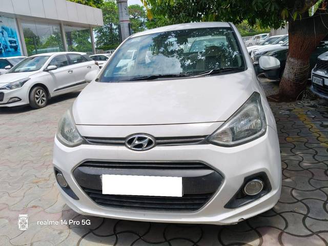 https://images10.gaadi.com/usedcar_image/4627970/original/processed_cb2736e3b593c155e2636c874b3625c5.jpg?imwidth=6400