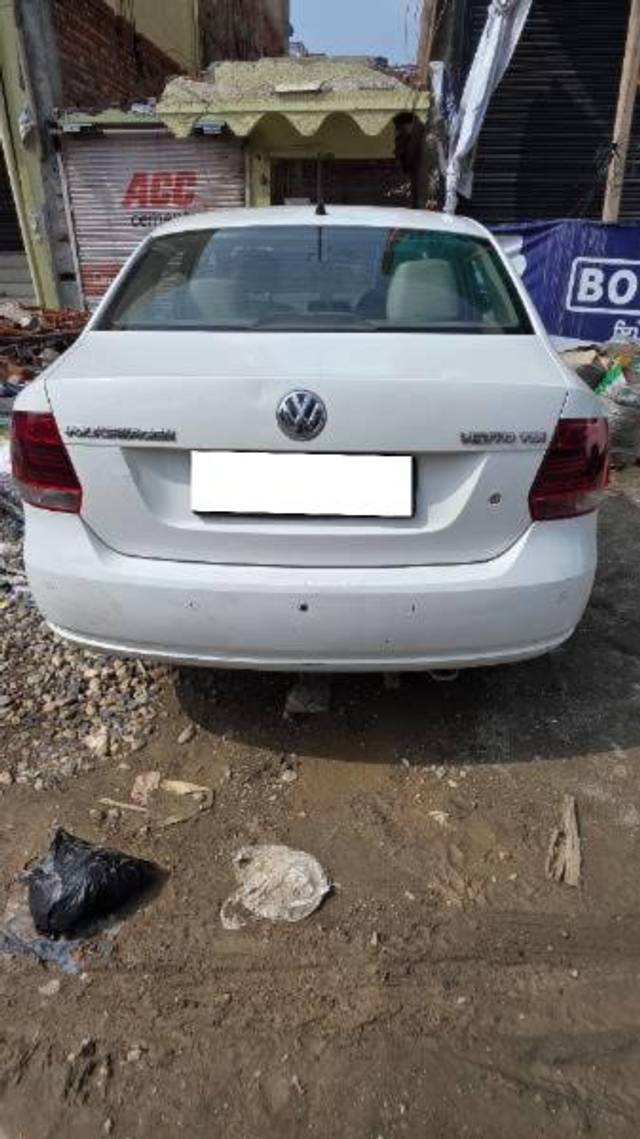 https://images10.gaadi.com/usedcar_image/4627988/original/processed_463ae4ce-dc4e-474d-8fce-64b858b1d782.jpg?imwidth=6401