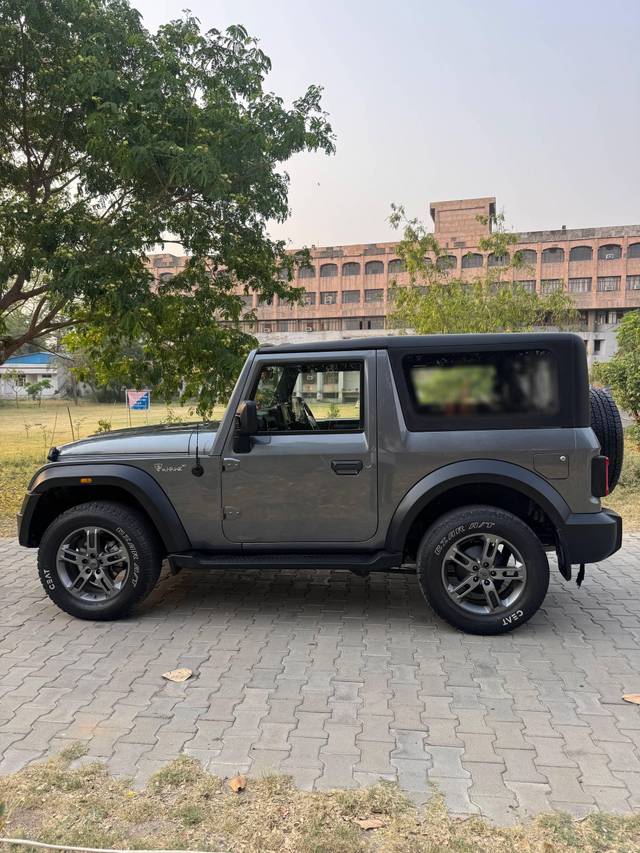 https://images10.gaadi.com/usedcar_image/4628022/original/processed_58976777-5cac-471f-9e73-3490143012f6.jpg?imwidth=6402