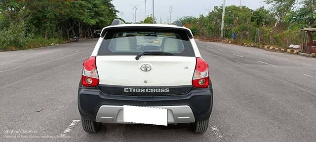 https://images10.gaadi.com/usedcar_image/4628029/original/processed_4219a623752a70114ea8b038d88e7732.jpg?imwidth=6402