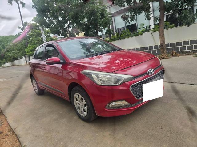 https://images10.gaadi.com/usedcar_image/4628033/original/processed_c23a38c3f77bb7593148f2af0c540e2a.jpg?imwidth=6400
