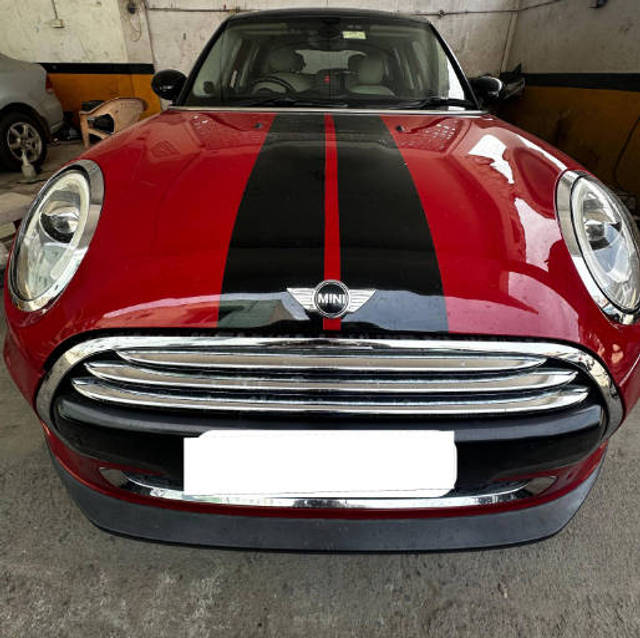 https://images10.gaadi.com/usedcar_image/4628034/original/processed_f69cfe53c54b8876e08e3f726de0cff6.png?imwidth=6402