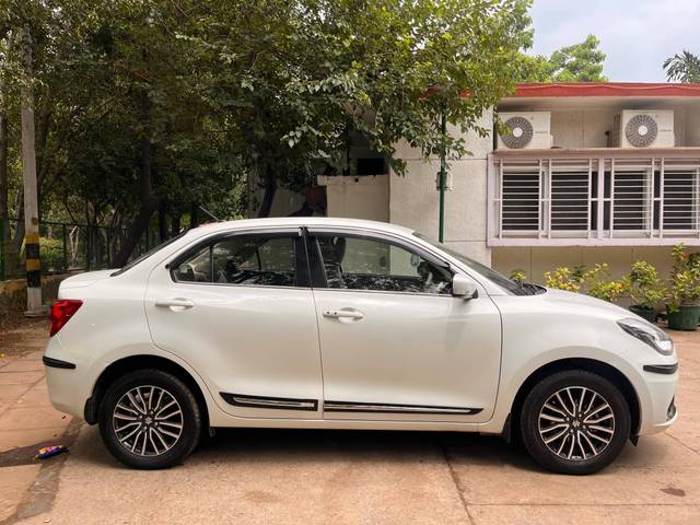 https://images10.gaadi.com/usedcar_image/4628122/original/processed_e95aec2e-ee50-495c-9d9b-24ae92d2f72e.jpg?imwidth=6401