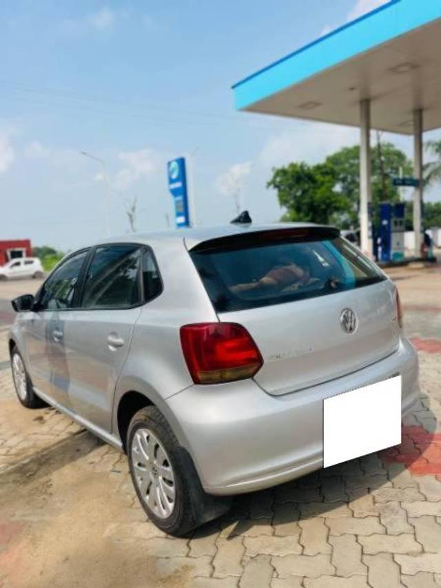https://images10.gaadi.com/usedcar_image/4628165/original/processed_a0d7e075-b550-4235-ada5-827c595a7c0c.jpg?imwidth=6402