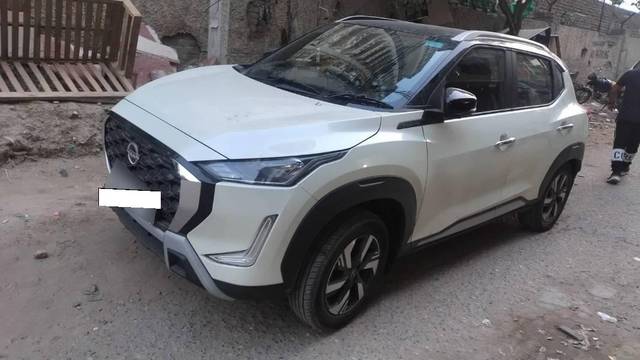 https://images10.gaadi.com/usedcar_image/4628209/original/processed_adca77a7-e8a1-4b43-abdb-44fb90e34933.jpg?imwidth=6400
