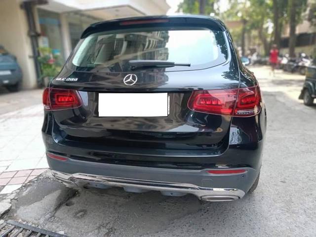 https://images10.gaadi.com/usedcar_image/4628210/original/processed_7c7da738-a2dc-4378-ab5d-709e9c8023d5.jpeg?imwidth=6402