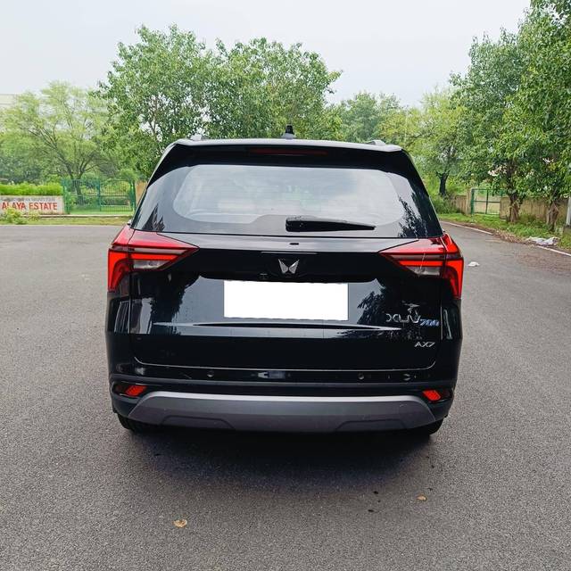 https://images10.gaadi.com/usedcar_image/4628217/original/processed_47373135323692035abe2a1ec3d5c44f.jpg?imwidth=6402