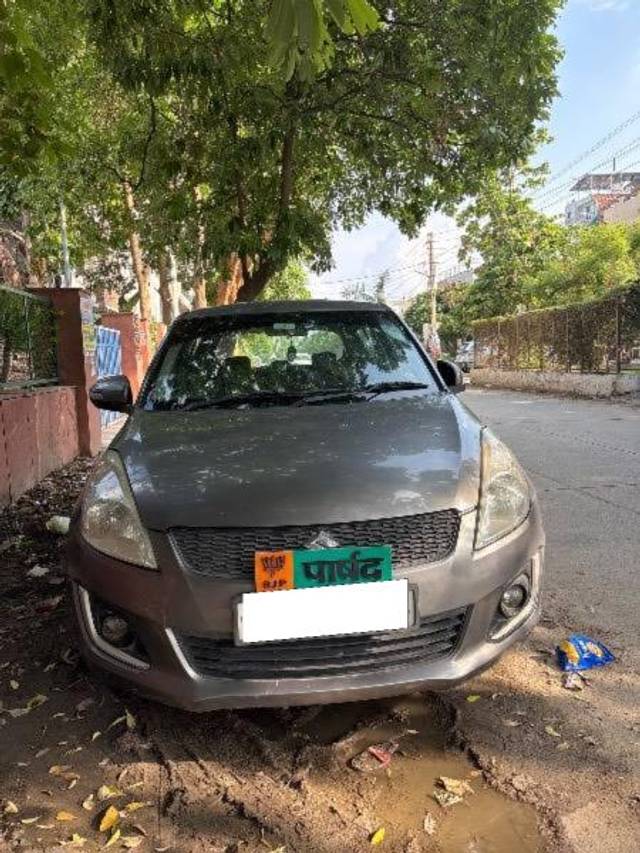 https://images10.gaadi.com/usedcar_image/4628266/original/processed_210bb4b9-3f11-47c4-b356-1c809fc177e7.jpg?imwidth=6400