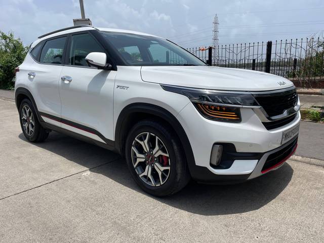 https://images10.gaadi.com/usedcar_image/4628333/original/processed_fa1b0d0357f86dd55658378c4ef0cc04.jpg?imwidth=6400