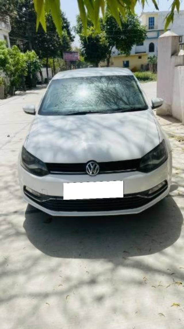 https://images10.gaadi.com/usedcar_image/4628335/original/processed_0fc4ea21-1cd7-4b70-a569-7b8a02d05270.jpg?imwidth=6402