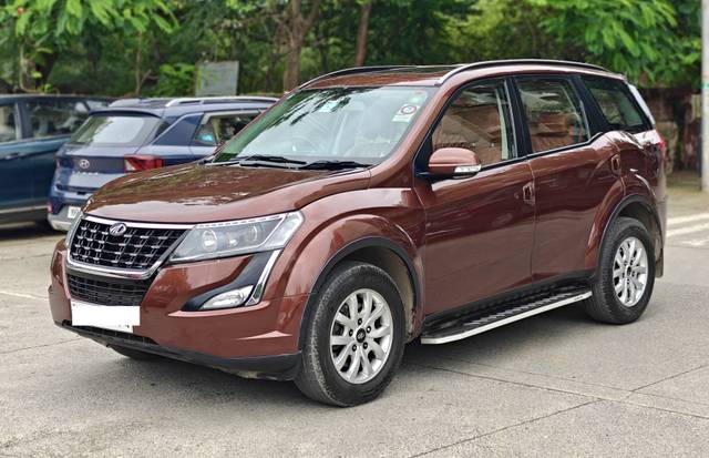 https://images10.gaadi.com/usedcar_image/4628338/original/8ad6cb7f92b251e7f57213806c42f6d2.jpeg?imwidth=6402