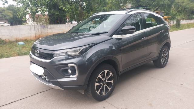 https://images10.gaadi.com/usedcar_image/4628341/original/e18b0f02077c99e1ca97ae34d93a7e2e.jpg?imwidth=6402