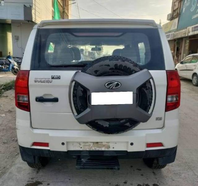 https://images10.gaadi.com/usedcar_image/4628345/original/processed_ac70fc512a3f9f56537c7e55a238276b.jpg?imwidth=6402