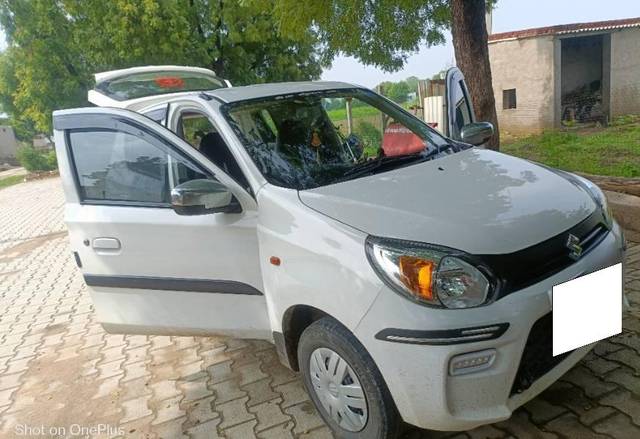 https://images10.gaadi.com/usedcar_image/4628348/original/processed_4407ad18-f38f-45af-a868-a4ef73cfeb6a.jpg?imwidth=6400