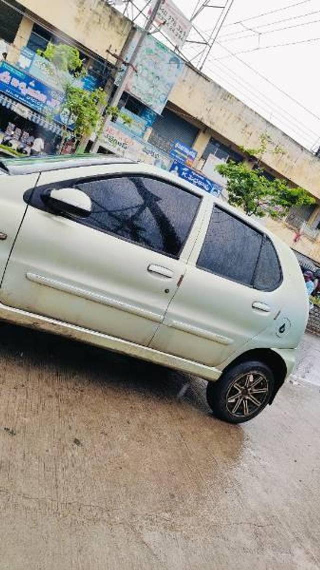 https://images10.gaadi.com/usedcar_image/4628349/original/processed_70b99c18-3d3a-481c-a7ca-f3674525fac8.jpg?imwidth=6401