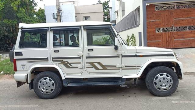 https://images10.gaadi.com/usedcar_image/4628360/original/processed_b73ad553cd4fbff91047e4c6f2861ab5.jpg?imwidth=6401