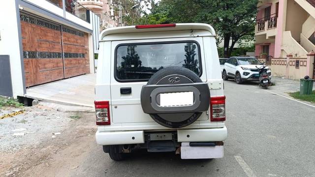 https://images10.gaadi.com/usedcar_image/4628360/original/processed_d64ec5419845e43e8ea04908b9b3103b.jpg?imwidth=6402