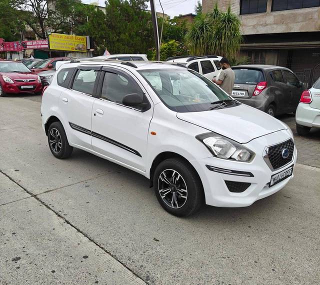 https://images10.gaadi.com/usedcar_image/4628366/original/processed_f300b708454ee1eecceb0e295041fda4.jpg?imwidth=6402