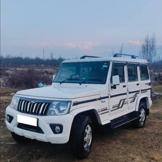 https://images10.gaadi.com/usedcar_image/4628372/original/processed_31d60746-15d8-43de-94b0-7c6361ba84a4.jpeg?imwidth=6401