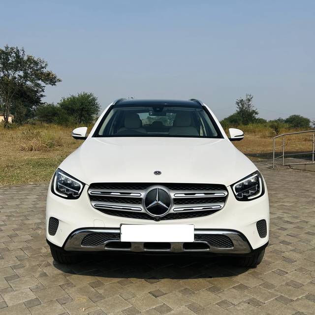 https://images10.gaadi.com/usedcar_image/4628376/original/72eacddd8ff5cd55e28fec0ac551c058.jpeg?imwidth=6400