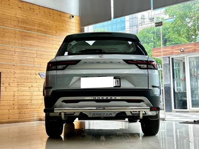 https://images10.gaadi.com/usedcar_image/4628379/original/processed_267eadad2aeb5a7daa73f8e21caeae9e.jpg?imwidth=6401