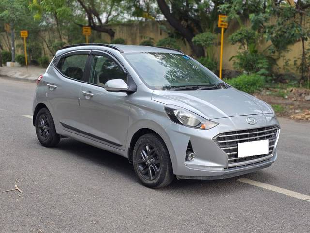 https://images10.gaadi.com/usedcar_image/4628380/original/processed_b60cc4d1803cb559ba2dd71d90633f62.jpg?imwidth=6400