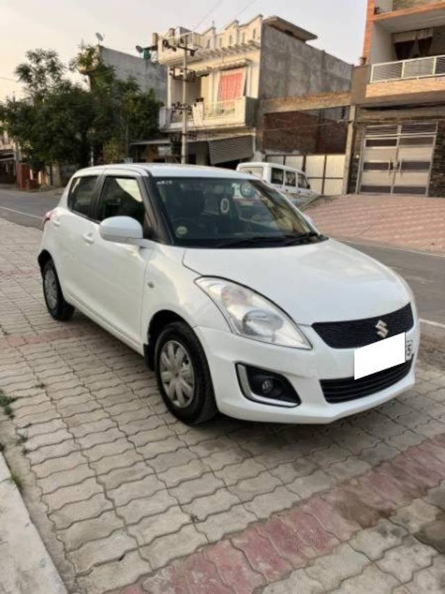 https://images10.gaadi.com/usedcar_image/4628388/original/processed_7b2f9957-b173-4771-befe-f99616a29844.jpg?imwidth=6400