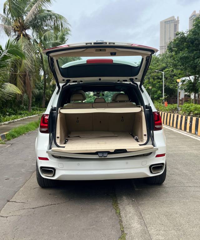 https://images10.gaadi.com/usedcar_image/4628396/original/56a5123759055a273b5610a6f671e595.jpeg?imwidth=6402