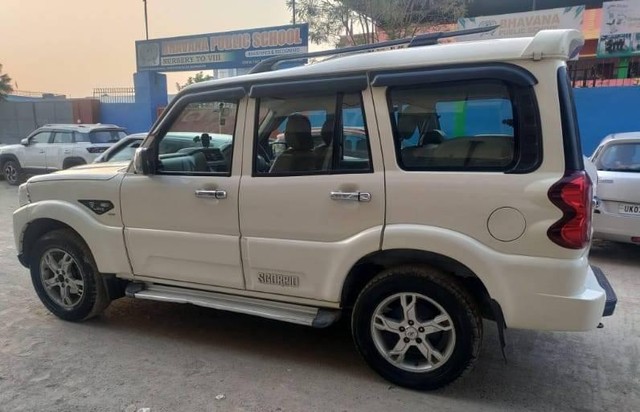 Second-hand 2020 Mahindra Scorpio S5 BSIV for sale in Dehradun-3