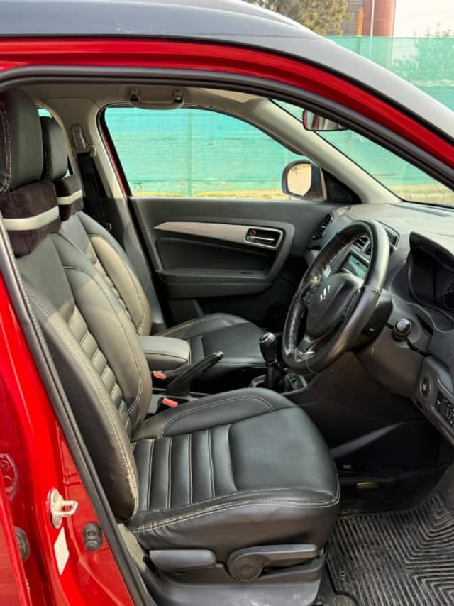 Second-hand 2017 Maruti Suzuki Vitara Brezza ZDi Plus for sale in Dehradun-5