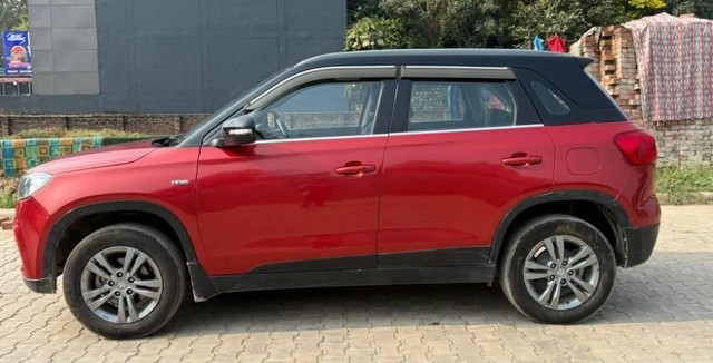 Second-hand 2017 Maruti Suzuki Vitara Brezza ZDi Plus for sale in Dehradun-3