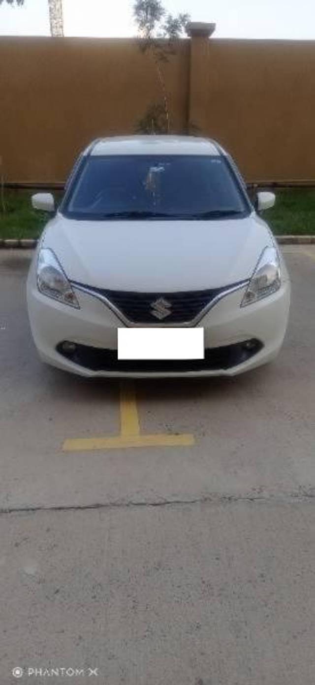 https://images10.gaadi.com/usedcar_image/4628477/original/processed_e7fbc15e-faf7-46c0-87d2-139509a25bb5.jpg?imwidth=6402