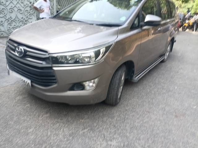 https://images10.gaadi.com/usedcar_image/4628494/original/339a8c6a3c167cdb109229c62362b729.jpg?imwidth=6402