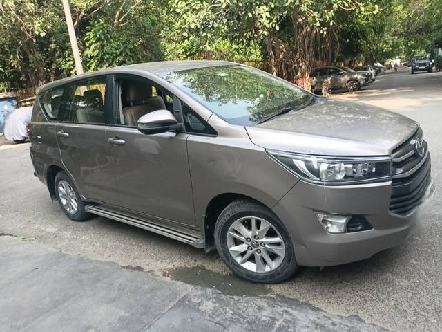 https://images10.gaadi.com/usedcar_image/4628494/original/3d6595ac03eff81221cf36c128f2afec.jpg?imwidth=6400