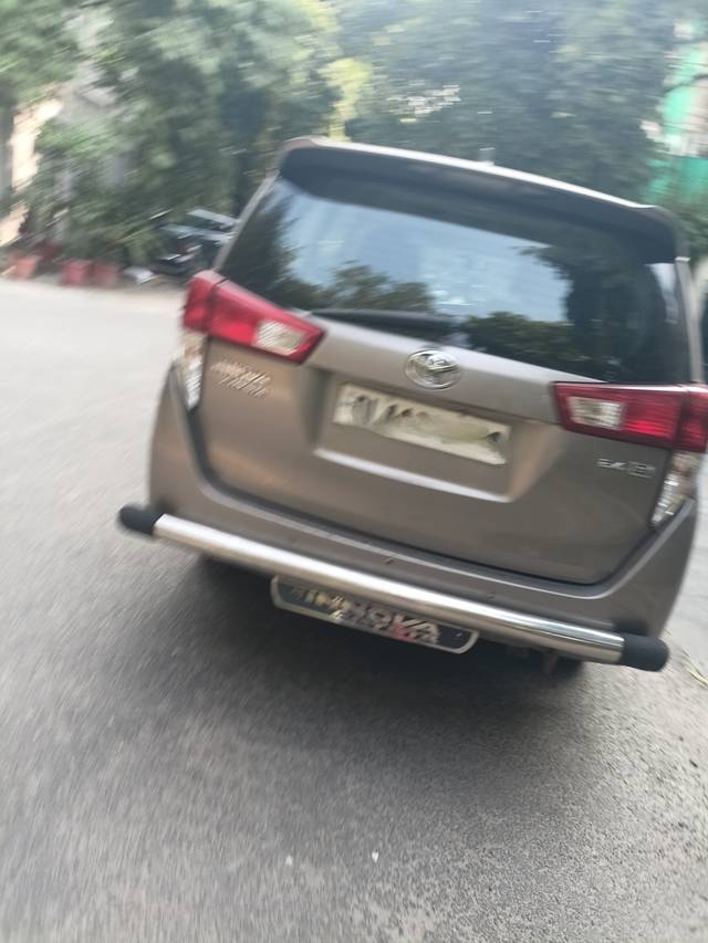 https://images10.gaadi.com/usedcar_image/4628494/original/50416c2a70753d3604b0188d65622943.jpg?imwidth=6401
