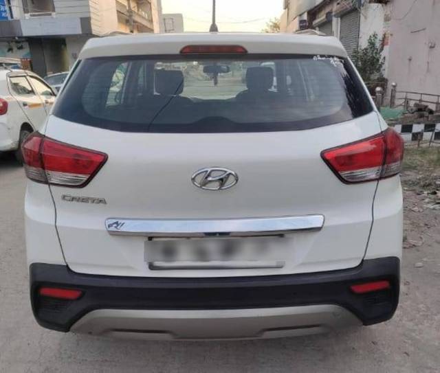 https://images10.gaadi.com/usedcar_image/4628495/original/processed_4a0c434956734fa37a9829ce5595742a.jpg?imwidth=6402
