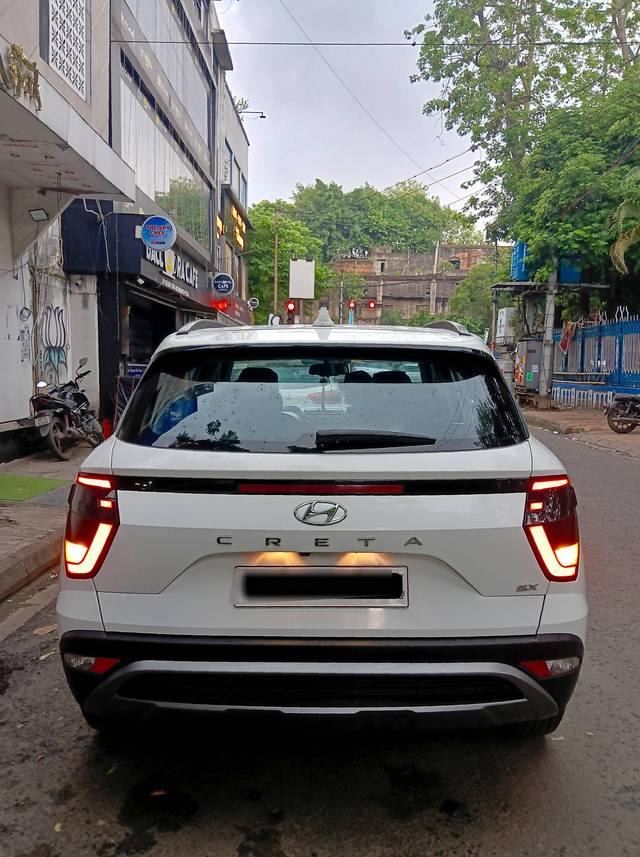 https://images10.gaadi.com/usedcar_image/4628538/original/processed_5a41f3ee0dd1dfce9d47a279d46c387e.jpg?imwidth=6402