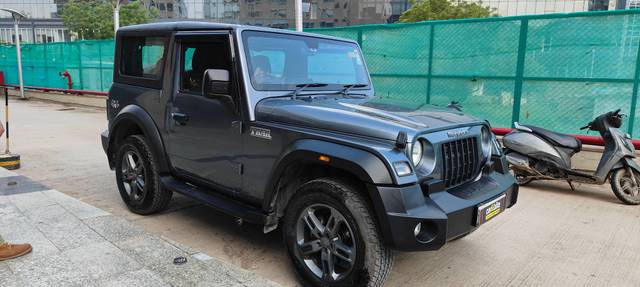 https://images10.gaadi.com/usedcar_image/4628541/original/processed_5a94bb61772ee2e83ff7de84b1f74126.jpg?imwidth=6400