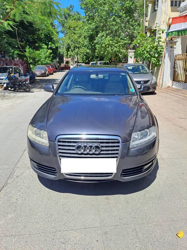 https://images10.gaadi.com/usedcar_image/4628546/original/processed_957768cf-71b6-40cf-97b0-784e2be510d4.jpg?imwidth=6400