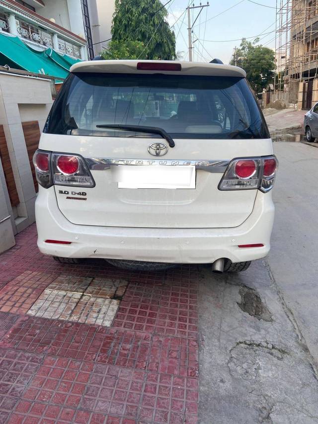 https://images10.gaadi.com/usedcar_image/4628564/original/processed_processed_dc750b4e-d831-4d15-bb3b-0ca9f078d764.jpg?imwidth=6400