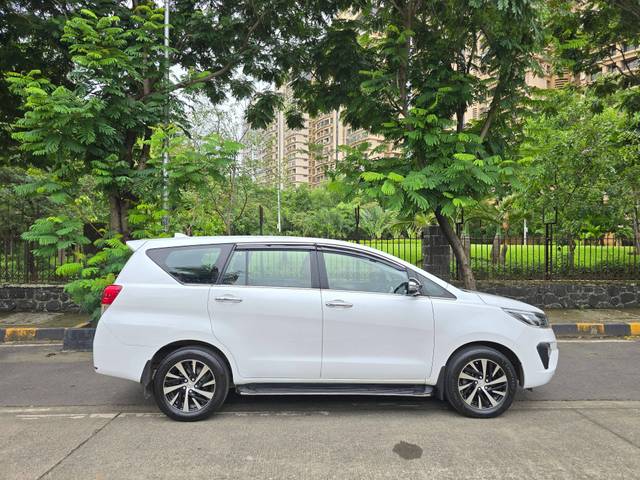 https://images10.gaadi.com/usedcar_image/4628621/original/processed_6c26f2cac3a2c1652b74914243068b1f.jpg?imwidth=6401
