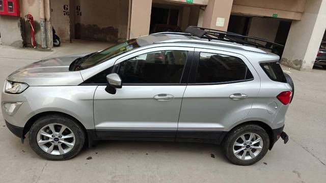 https://images10.gaadi.com/usedcar_image/4628642/original/processed_2d908c27-6800-4e70-ab90-a4bf853687da.jpg?imwidth=6401