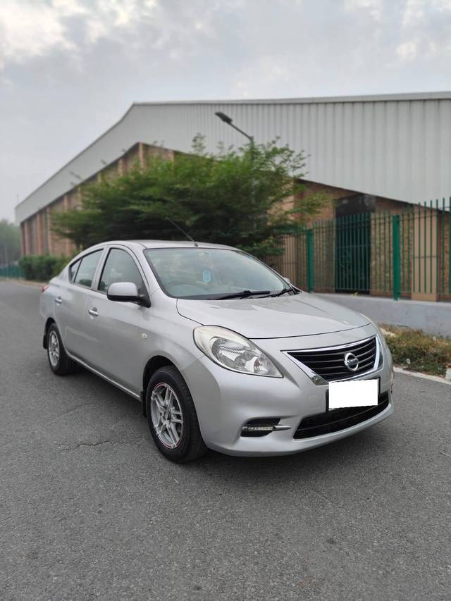 https://images10.gaadi.com/usedcar_image/4628643/original/processed_c85cd235a236099e5f4145753b60c57e.jpeg?imwidth=6400