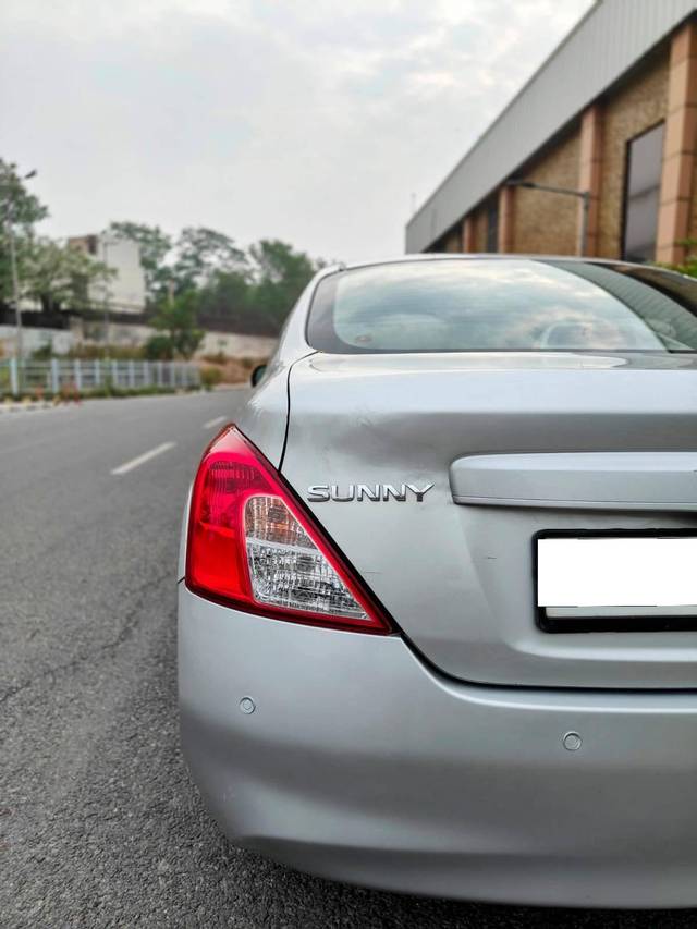 https://images10.gaadi.com/usedcar_image/4628643/original/processed_e993f151681997231ff141deb36eb290.jpeg?imwidth=6402