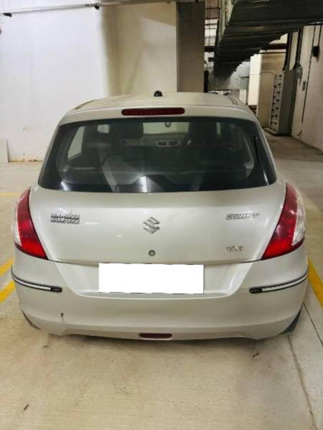 https://images10.gaadi.com/usedcar_image/4628654/original/processed_74f6a1f4-e29a-410f-9cda-8813e448bfe7.jpeg?imwidth=6401