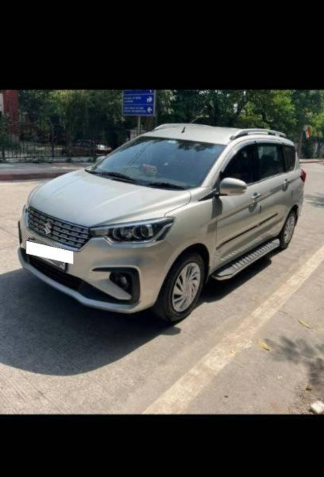 https://images10.gaadi.com/usedcar_image/4628658/original/processed_9a98bd94-c818-4359-a677-208e69a838c2.jpg?imwidth=6400