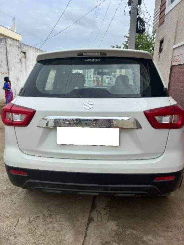https://images10.gaadi.com/usedcar_image/4628665/original/processed_c7308c90-d4f8-4afd-a01d-e72d81c9dd4a.jpg?imwidth=6401